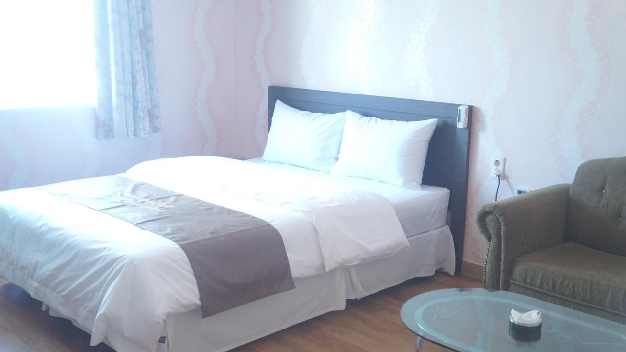 Hill Park Hotel Чеджу Екстериор снимка